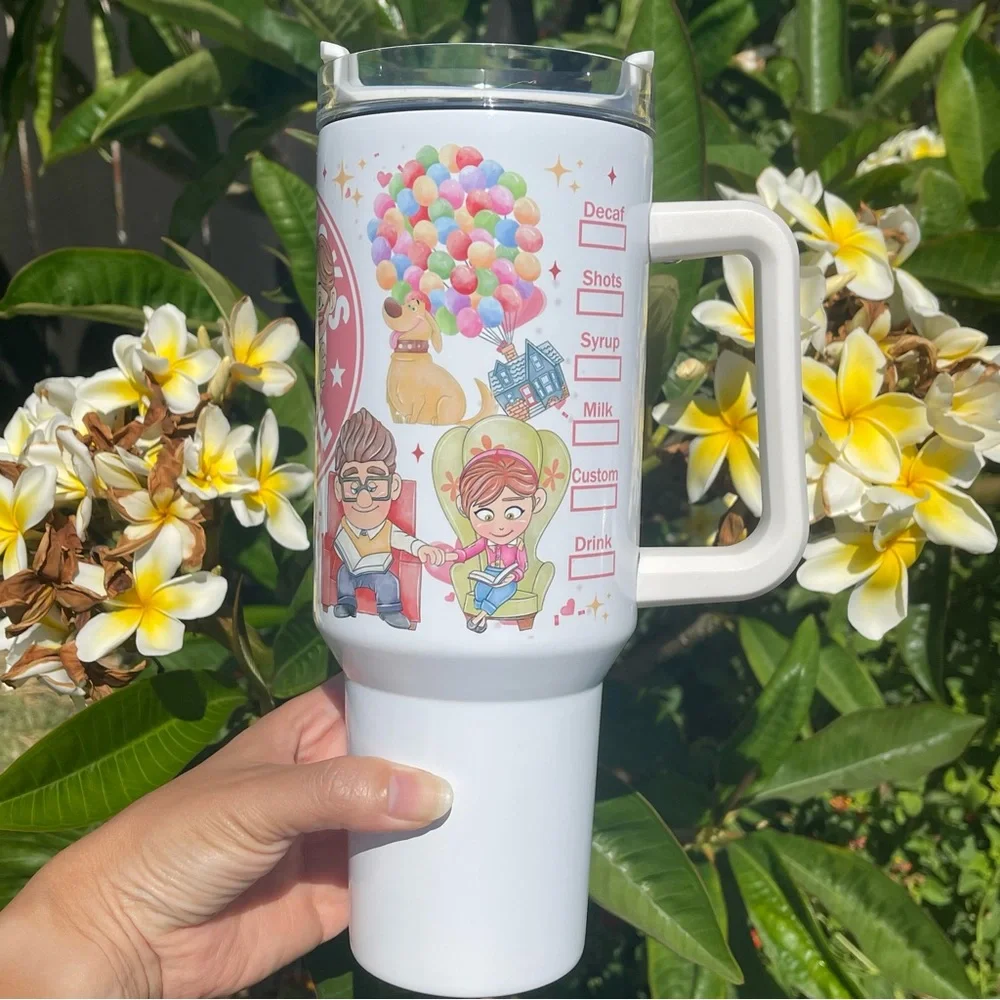 Disney Carl and Ellie 40 oz Double-wall vacuum insulation Tumbler with s…